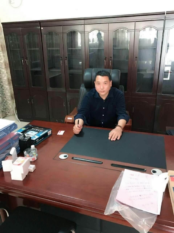 艺术家的第一张照片--福州上门女婿服务网