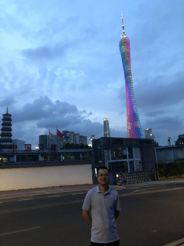 两越总督的第一张照片--福州上门女婿服务网